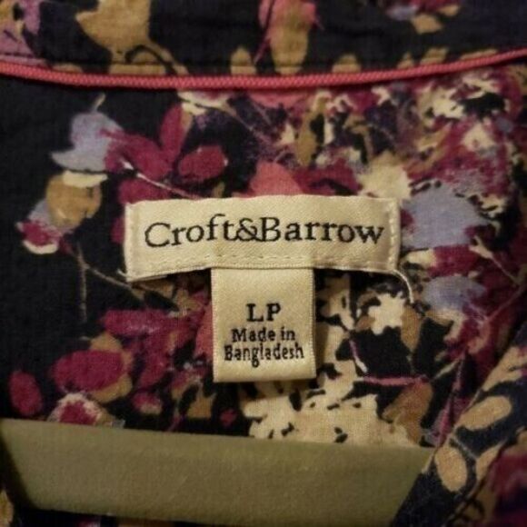 Croft & Barrow Womens Sz SP Multicolor  Floral Long Sleeve ButtonDown Blouse - Picture 7 of 9